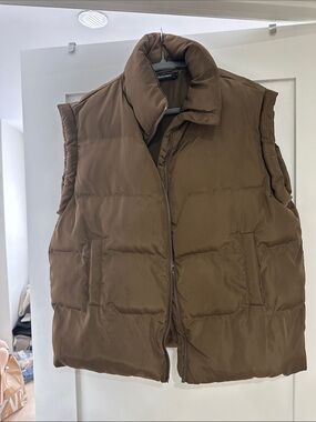 Brown Quilted Puffer Vest - Women's Sleeveless Layering Vest